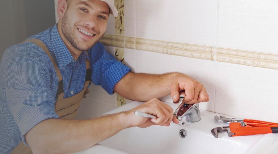 Leak Detection in Hoyleton, IL